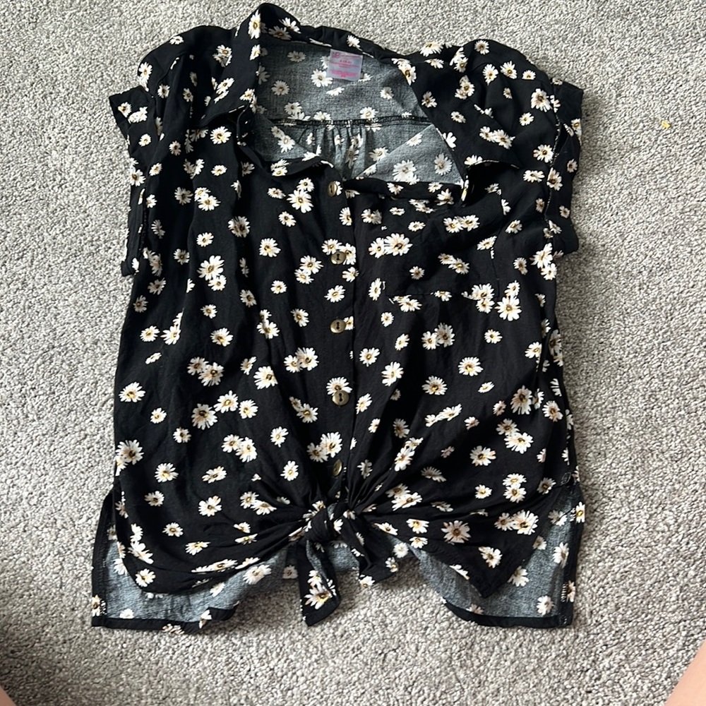 Sunflower button up